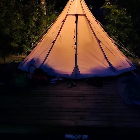 Glamping Fluffy Horns - Glempings Pukainie Ragi Kemping *